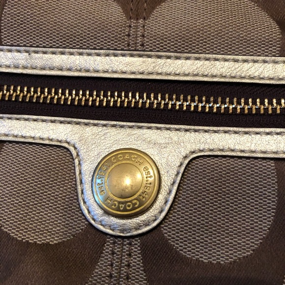 Coach Signature Print Crescent W/Shoulder Strap - Picture 4 of 8